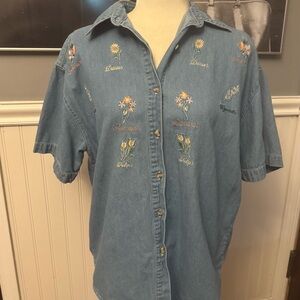 Solutions Original Vintage Button Down Cotton Denim Floral Embroidered Sz Medium
